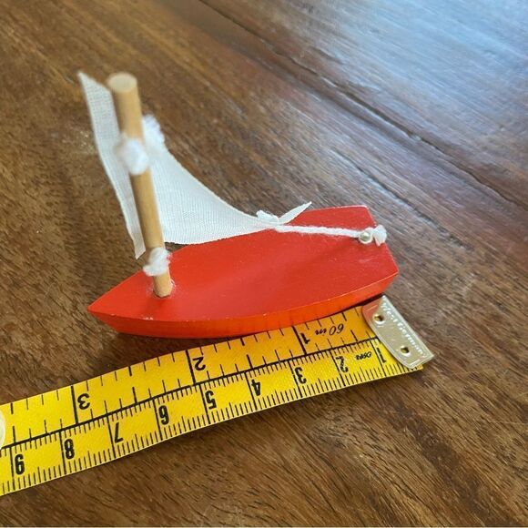 Small Wooden Sailboat Décor Gift Idea NWOT - Picture 7 of 8